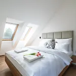 Gora Luxury